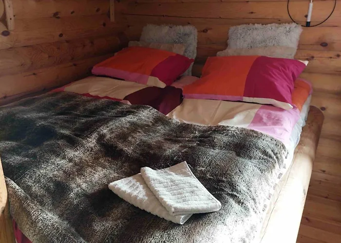 Dağ evi Arctic Lakeside Near - Minna-carita's Ivalo